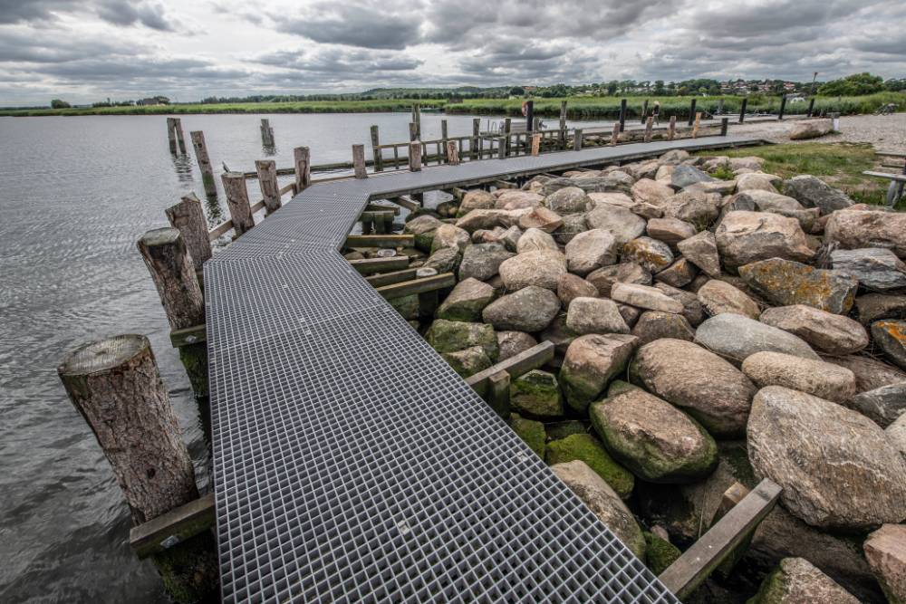 GRP Eurograte glasfiber riste som bådebro i Mellerup